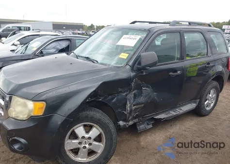 2008 Ford Escape Xls/Xls Manual z USA, uszkodzony, nr VIN 1FMCU02Z28KB10878